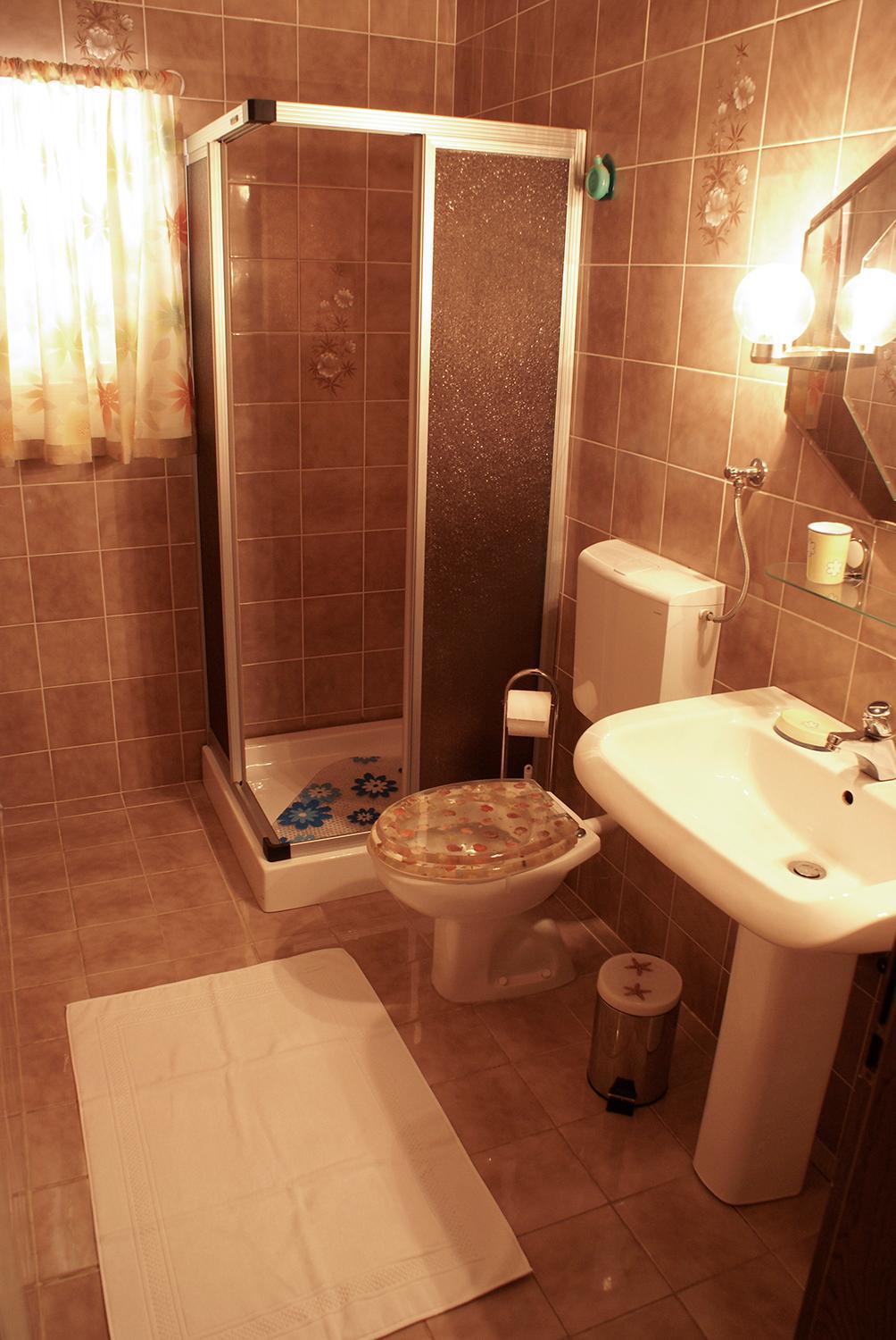 Apartmani Ribarica**** Karlobag Esterno foto