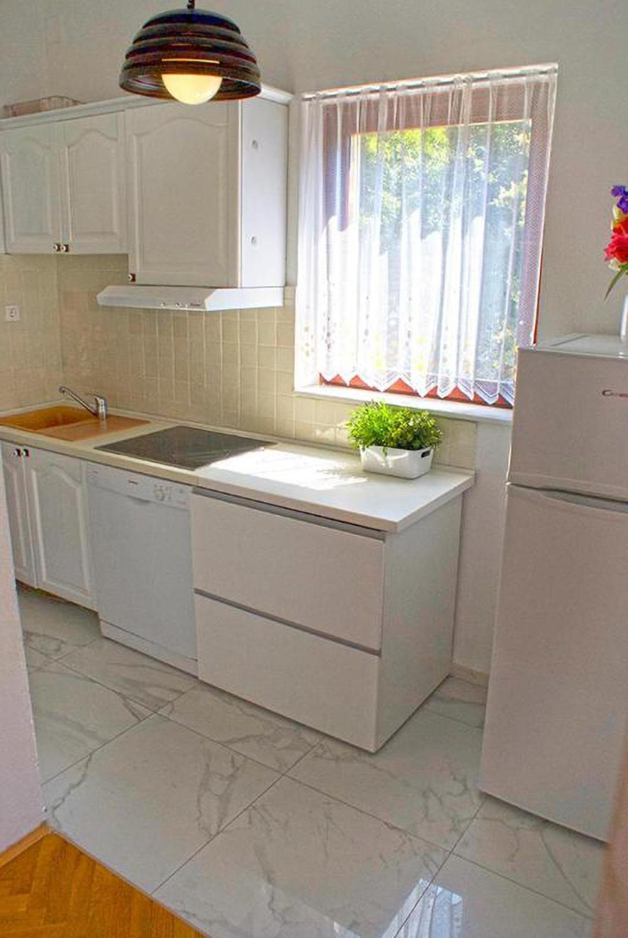Apartmani Ribarica**** Karlobag Esterno foto